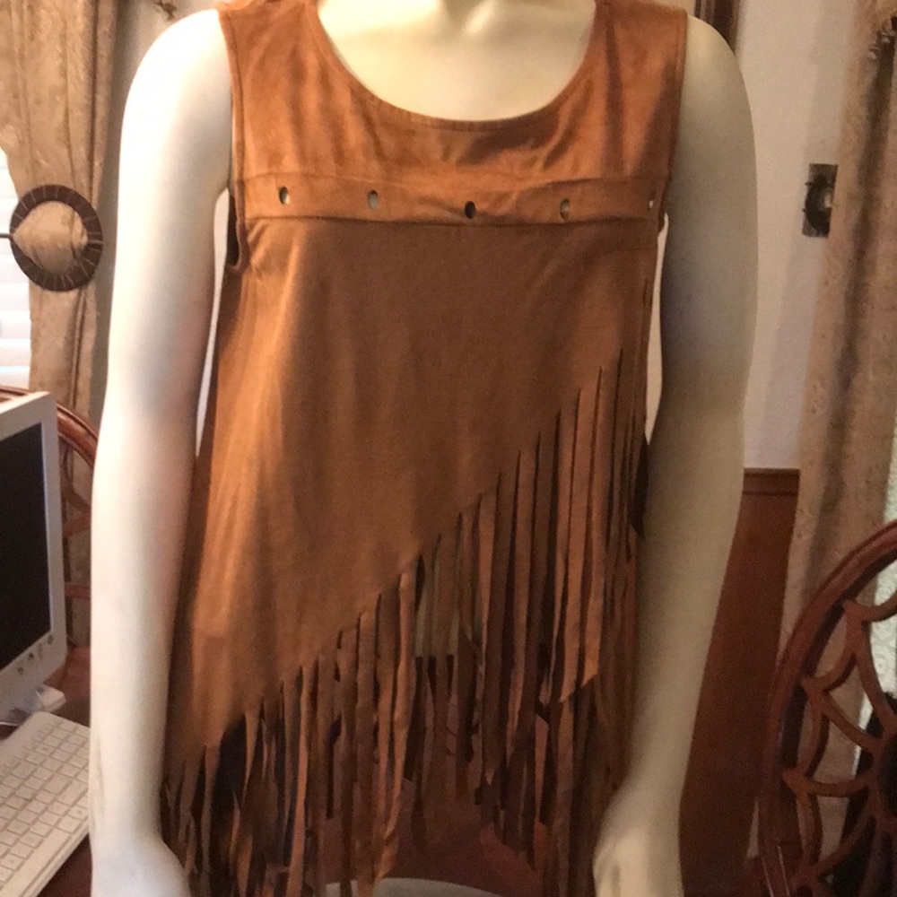 FRINGE TOP